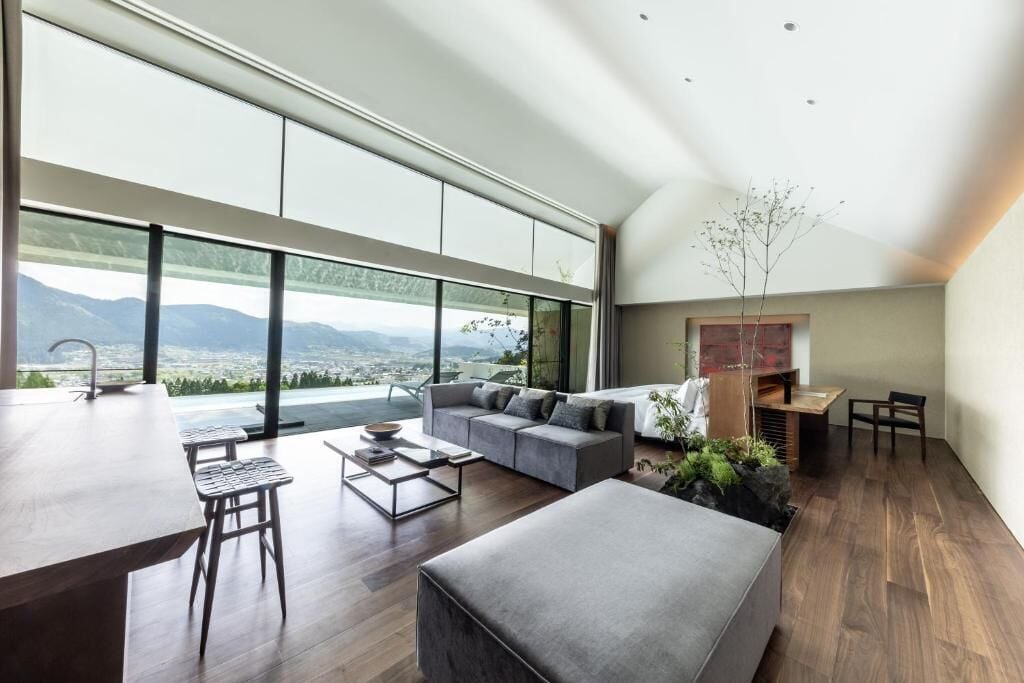 Executive Villa | Living area | TV