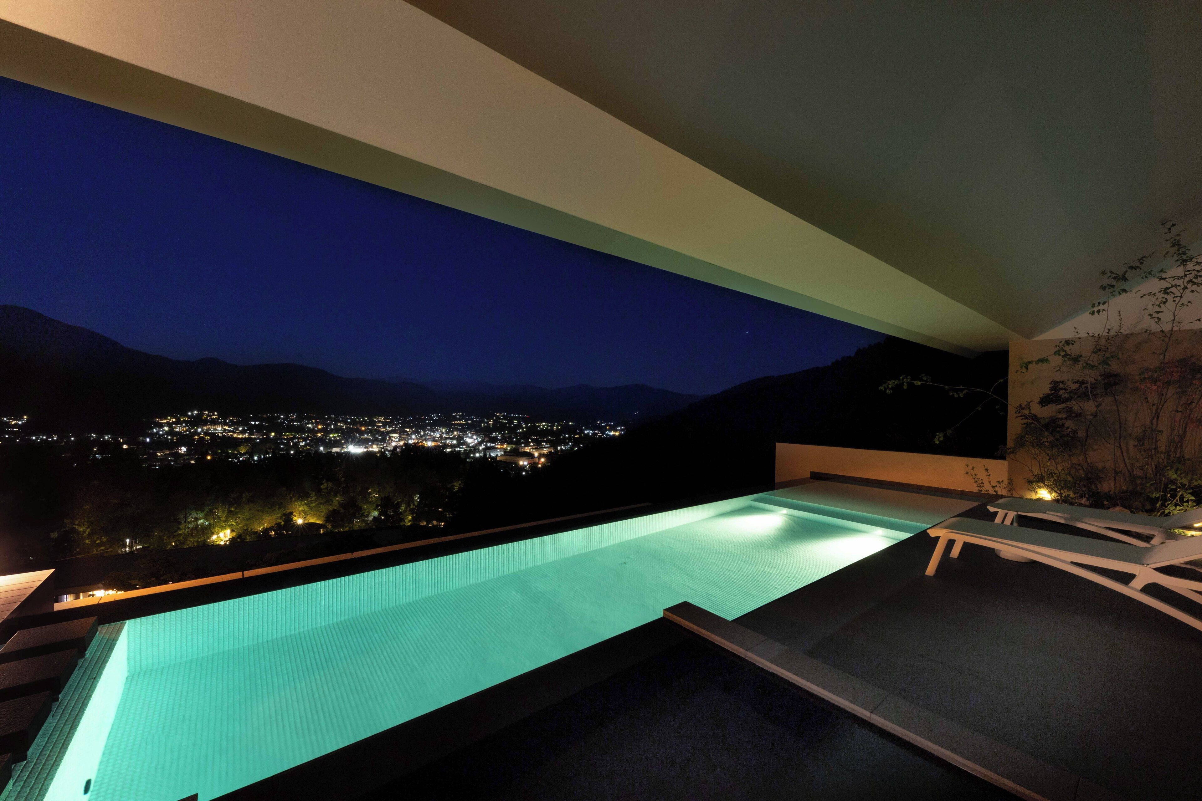 Coffres-forts dans les chambres, bureau, rideaux occultants