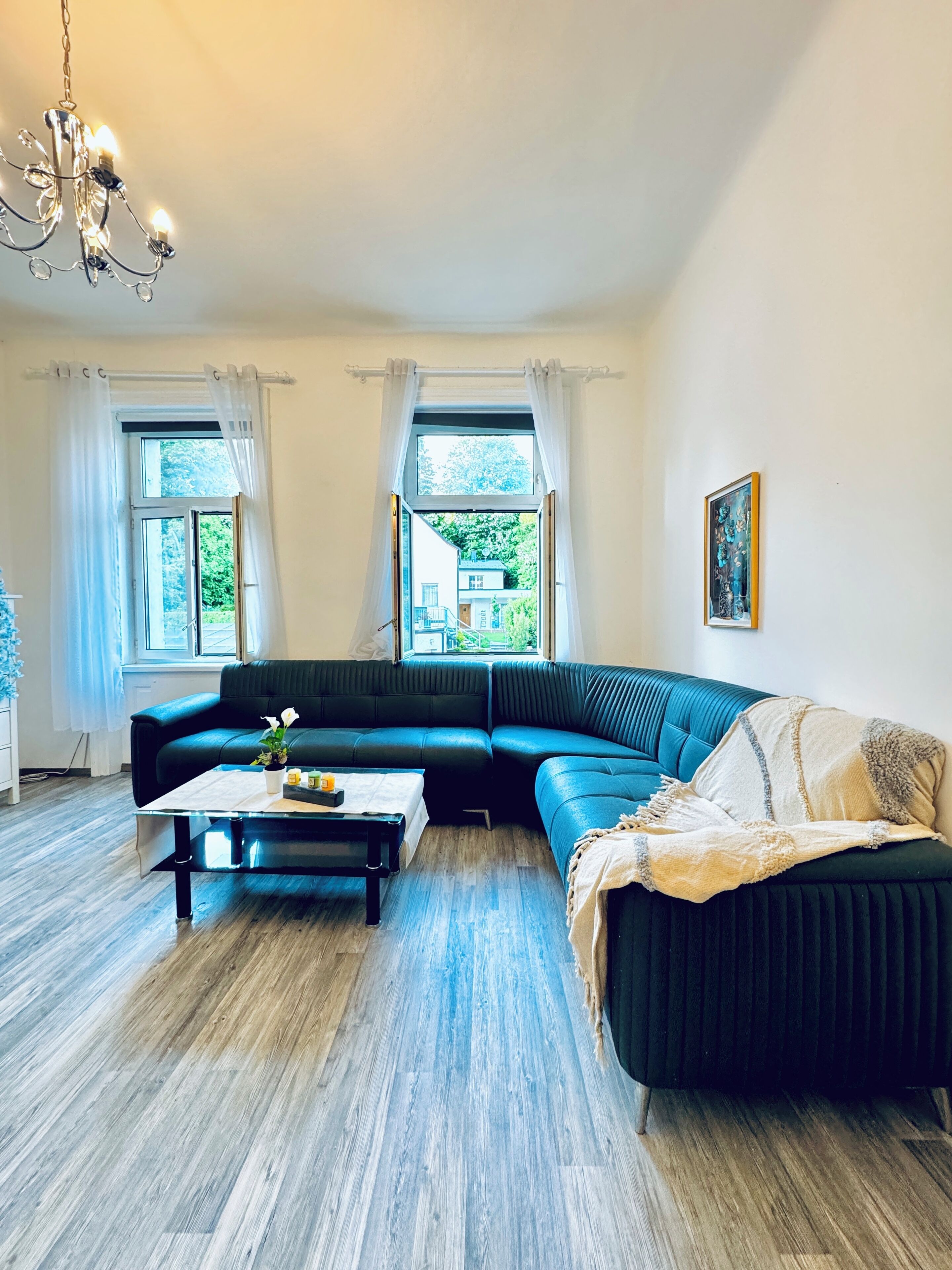 Apartamento básico | Tabla de planchar con plancha