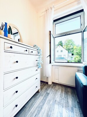 Fer et planche à repasser