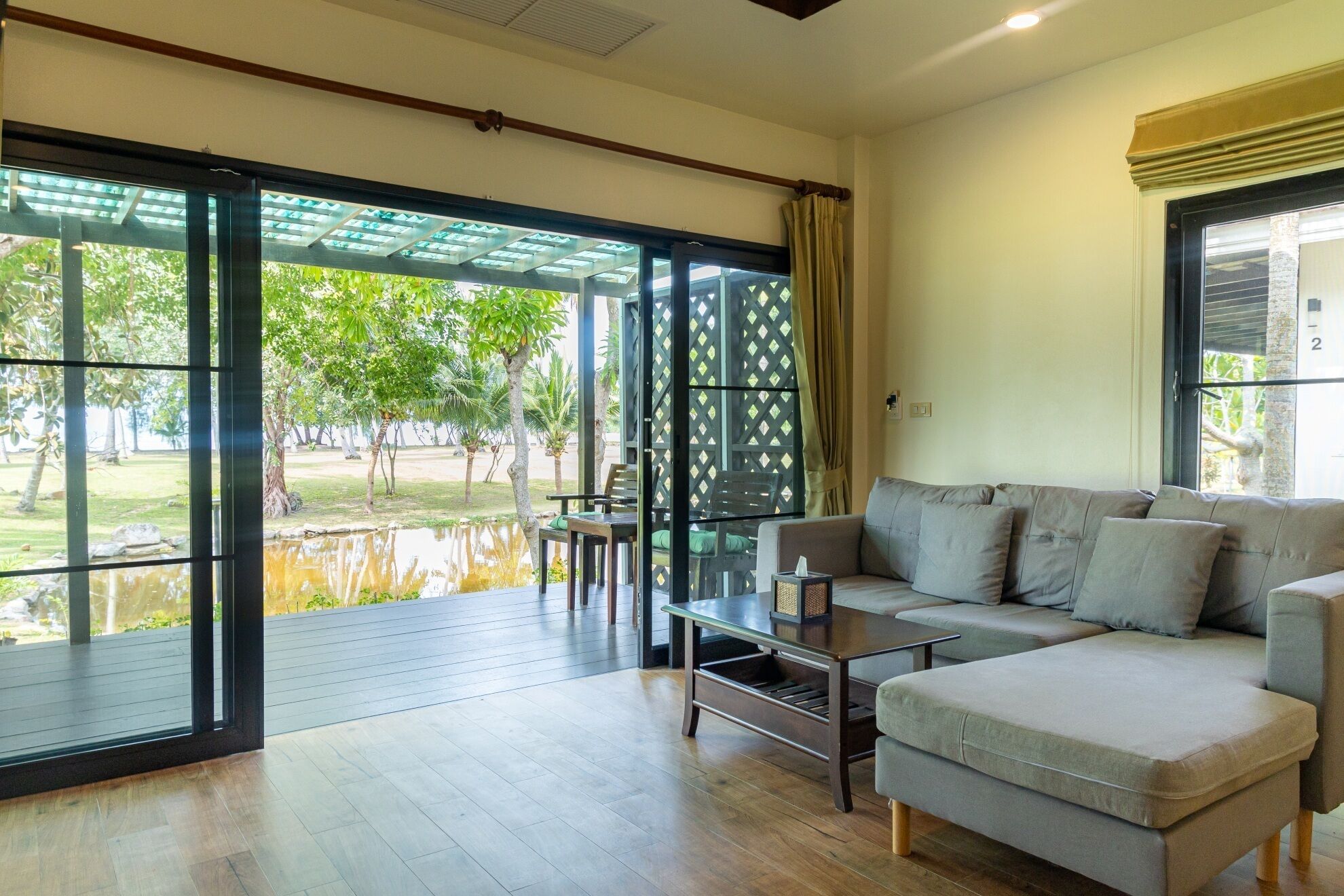 1 Bedroom Garden Villa | Pemandangan dari kamar