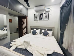 Deluxe Double Room | Free WiFi