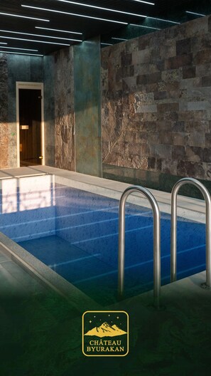 من حمّامات السباحة المغطاة، حمّام سباحة خارجي موسمي