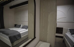 Habitación Deluxe doble, balcón, vistas a la montaña | Wifi gratis