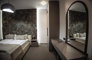 Dobbeltrom – deluxe, balkong | Wi-fi (inkludert)