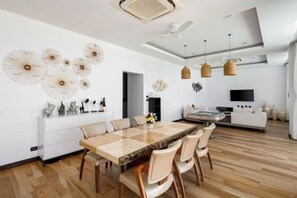 تناول الطعام