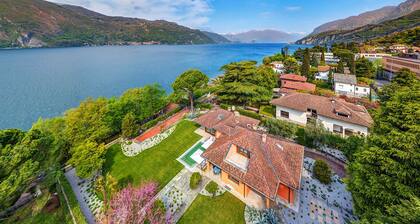 Lakefront Serenity Villa With Pool