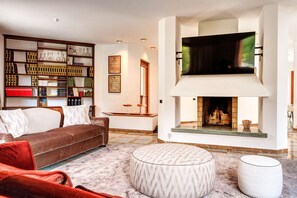 Villa, 4 Bedrooms, Private Pool, Garden View | Living room - Lakefront Serenity Villa With Pool (Mandello del Lario)