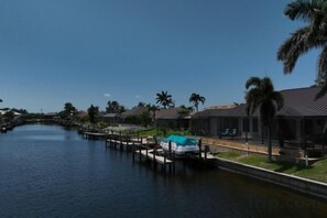 Unclassified image, 5 of 18, button - Villa Pearl (Cape Coral)