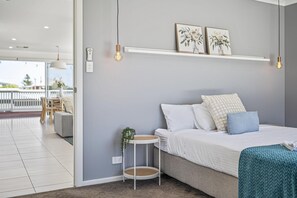 4 habitaciones, internet y ropa de cama