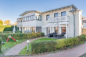 Exterior - Villa Sanssouci 03 - central location and child-friendly facilities (Heringsdorf (Seebad))