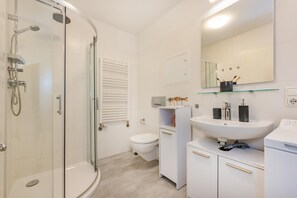 Hair dryer, towels - Villa Sanssouci 03 - central location and child-friendly facilities (Heringsdorf (Seebad))
