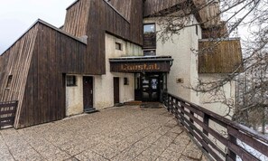 Exterior - Pleasant 2-room Apartment Near the Center 1650 (Les Orres)