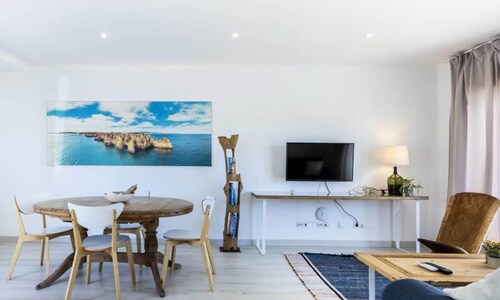 Houses & Villas for 5 People