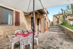 Outdoor dining - Borgo Ciclamino Pool&activities (Montaione)