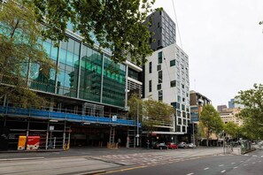 Exterior - The Outlook 2BR City View on Bourke (Melbourne)