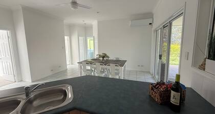 Spacious Home Near Theme Parks