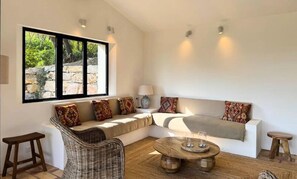 Fireplace - Villa in Montauroux With Private Pool (Montauroux)