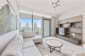 TV - Luxury 1BR Apt | LIV Marina | Direct Marina Views (Dubai)