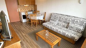 Living area - Studio Apartment in Les Saisies for 4 People (Hauteluce)