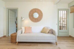 Smart TV - Calma de Mar - Private Terrace, A/C- Wi-Fi - 6 minutes from the sea - Ideal for families (Palamós)