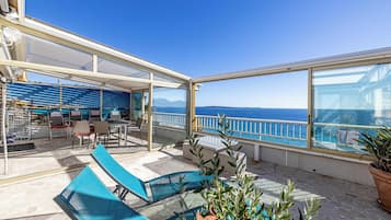 Apartamento | Restaurante al aire libre