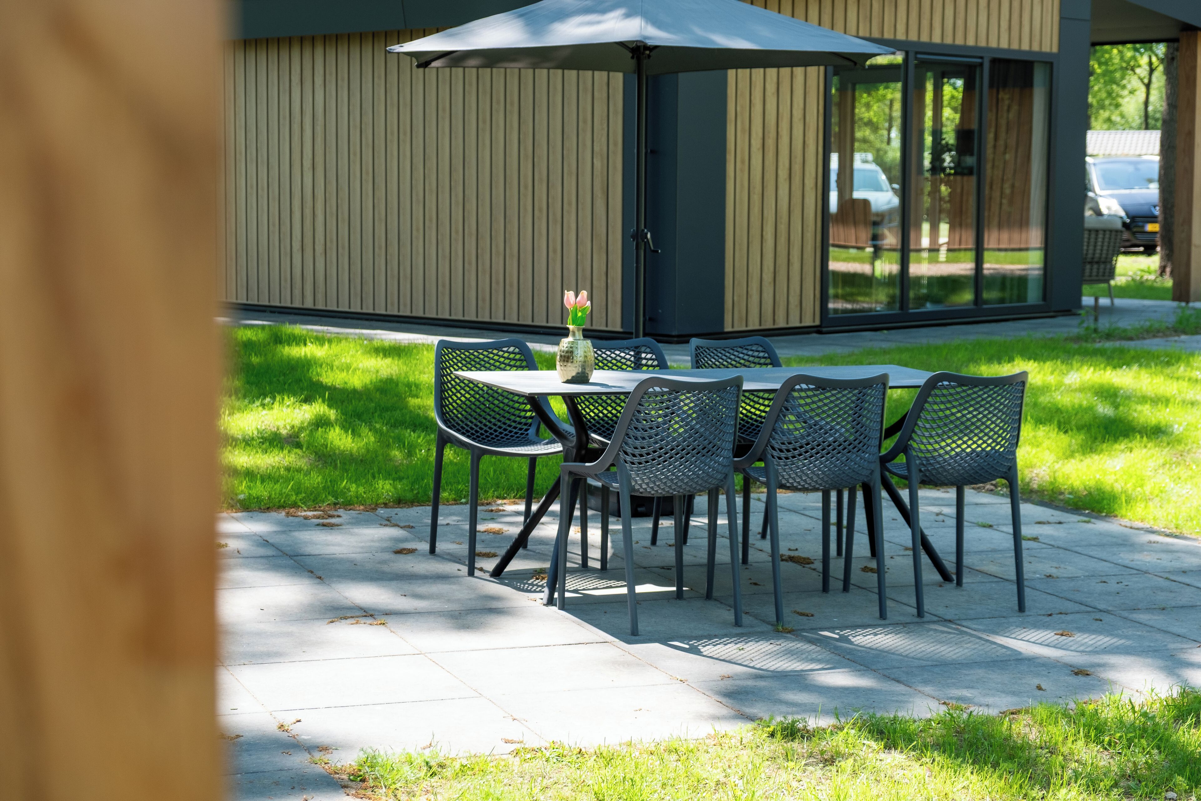 屋外ダイニングエリア