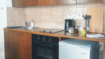 Estudi, vistes a la muntanya | Cuina privada