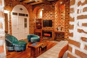 Cots/infant beds - Old Town Quito Suites, Heritage Hotel, Historic Center (Quito)