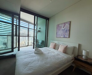 2 عدّة غرف نوم ومكواة/لوح كي وواي فاي مجانًا وملاءات أسرّة