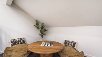 Apartment | Living room