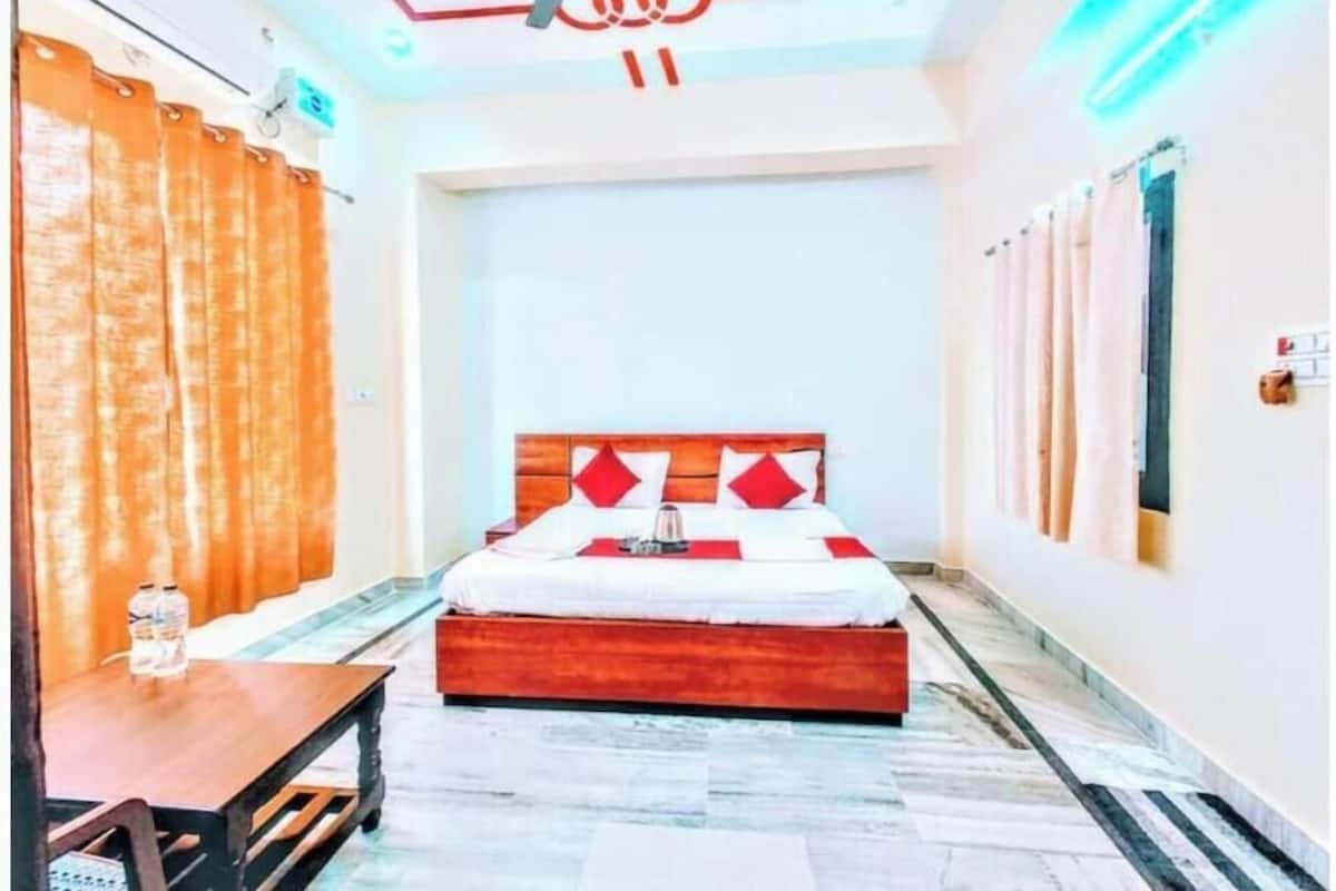 Classic Double Room | Bed sheets