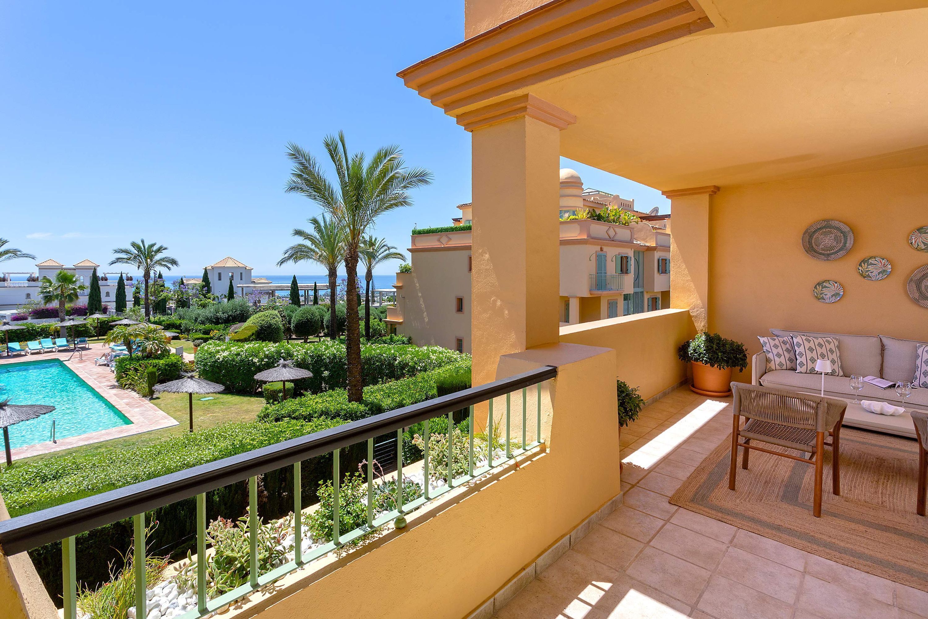 شقة | 2 عدّة غرف نوم وخدمة الإنترنت