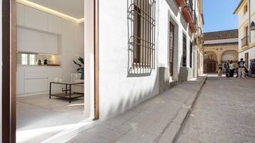 House | 2 bilik tidur