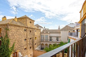 Apartment - Cozy 2bd Apartment in Seville Conde de Ibarra IV (Seville)