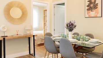 Apartamento | 2 dormitorios y Internet