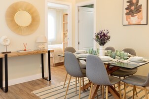 Apartamento | 2 dormitorios y Internet