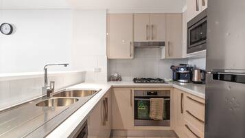 Apartment | Private kitchen