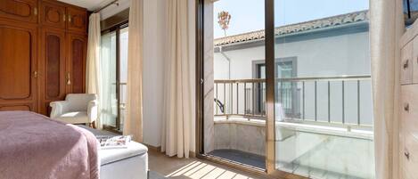 Apartment | 4 bedrooms, Internet