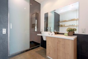 公寓 | 4 多间卧室、高速上网