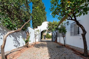 Villa | 4 bedrooms - Exclusive Villa in C Rdoba El Brillante (Córdoba)