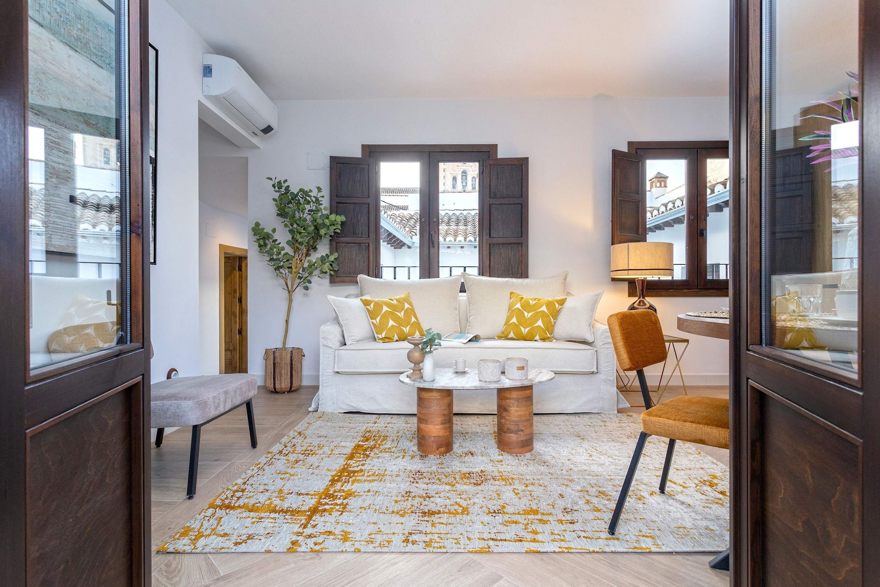 Apartamento | 2 dormitorios y Internet