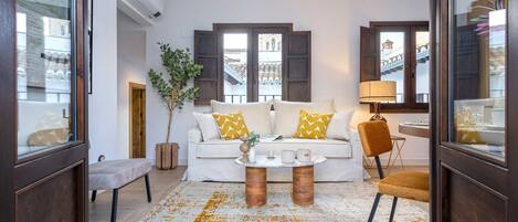 Apartamento | 2 dormitorios y Internet