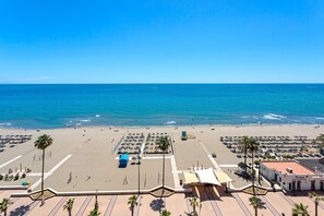 公寓 | 3 多间卧室、高速上网