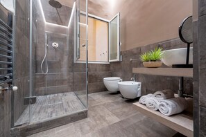 2 bedrooms - Luxury River View Apartment Biblioteca Nazionale (Florence)