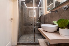 House - Luxury River View Apartment Biblioteca Nazionale (Florence)