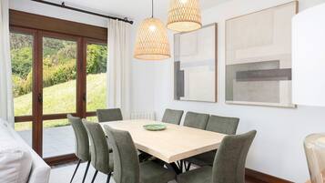 Rumah | 5 kamar tidur