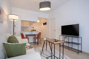 Apartment - Magnificent 1 Bedroom Apartment With Balcony Santa Marta III (Seville)