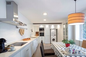 Apartment | 4 bedrooms, Internet - Elegant Duplex House - Aloha Golf (Marbella)