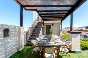 6 camere, Internet